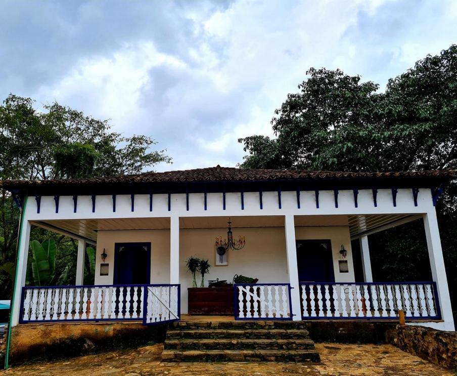 Hotel Fazenda Paciencia Santana dos Montes Exteriör bild